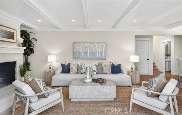 1659 3rd Street, Manhattan Beach, CA 90266