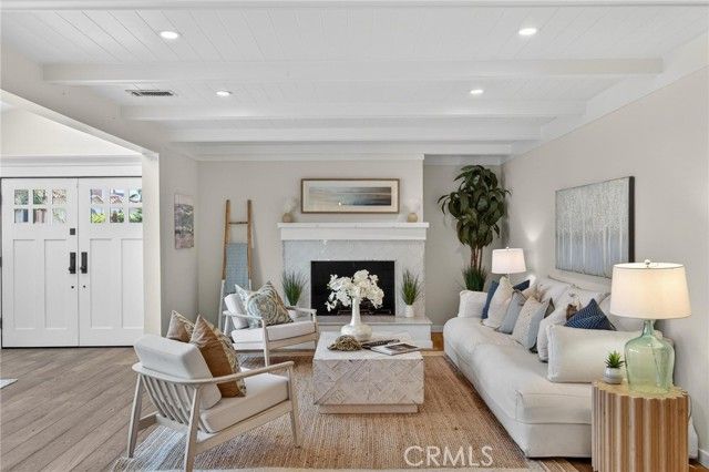 1659 3rd Street, Manhattan Beach, CA 90266