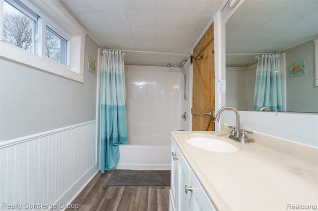 223 S Summit Street, Webberville, MI 48892