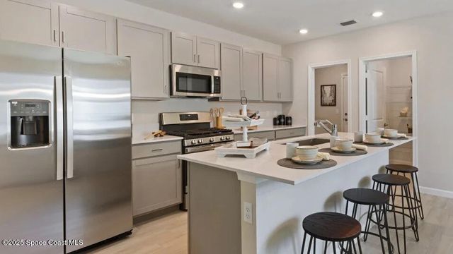 2248 Croft Inlet Drive NW, Palm Bay, FL 32907