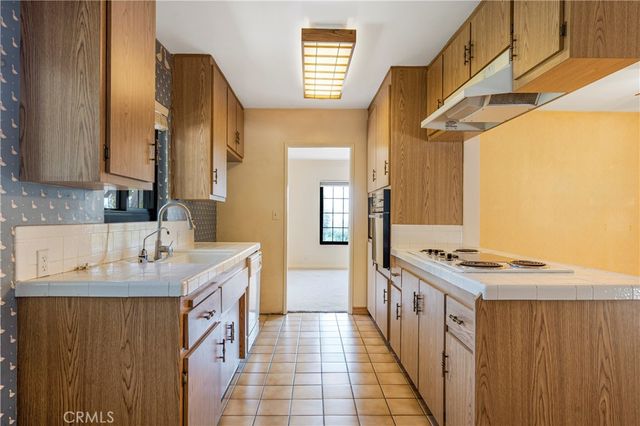 2851 Brookridge, Duarte, CA 91010
