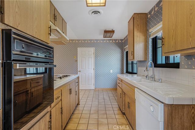2851 Brookridge, Duarte, CA 91010