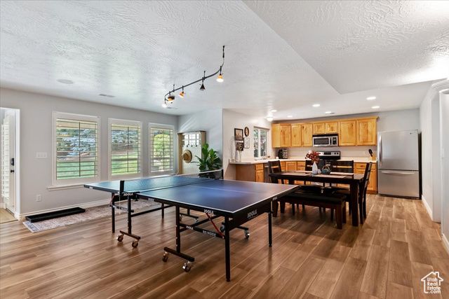 6879 BLACK POWDER RD, Mountain Green, UT 84050