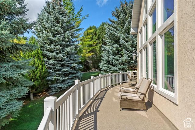 6879 BLACK POWDER RD, Mountain Green, UT 84050