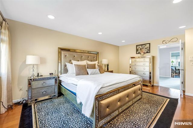 89 Fisher Road, Mahwah, NJ 07430