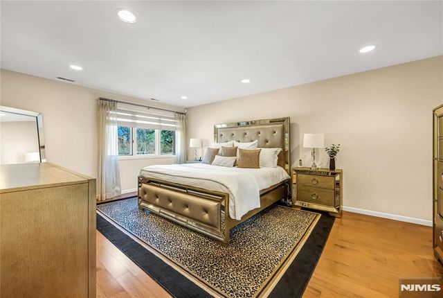 89 Fisher Road, Mahwah, NJ 07430