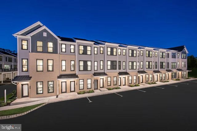 512 READING CT, Princeton Junction, NJ 08550