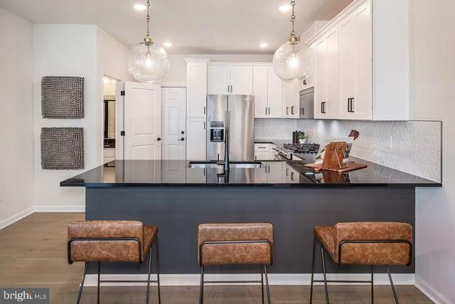 512 READING CT, Princeton Junction, NJ 08550