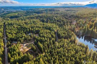 13611 W Ludvick Lake Drive, Seabeck, WA 98380