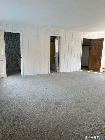 74 Raymond Lane, Wilton, CT 06897