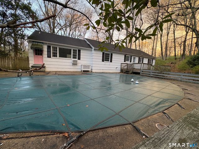 74 Raymond Lane, Wilton, CT 06897