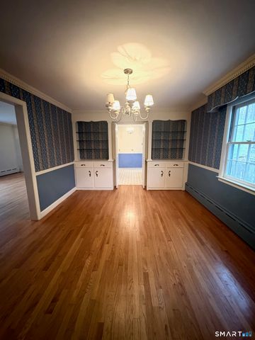 74 Raymond Lane, Wilton, CT 06897