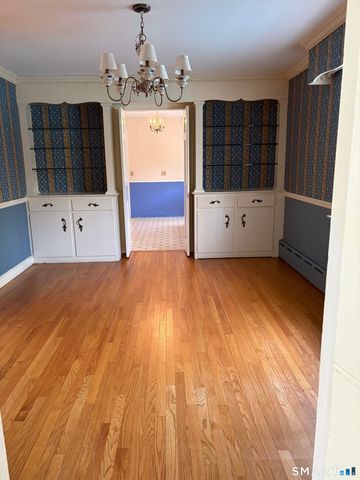 74 Raymond Lane, Wilton, CT 06897