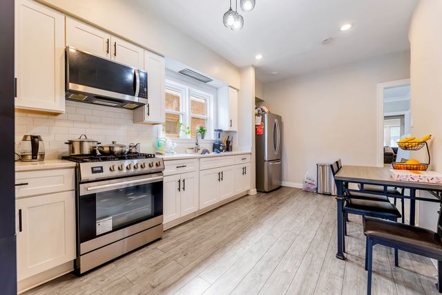 6207 S California Avenue, Chicago, IL 60629