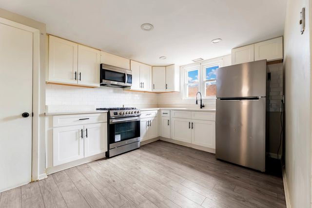 6207 S California Avenue, Chicago, IL 60629