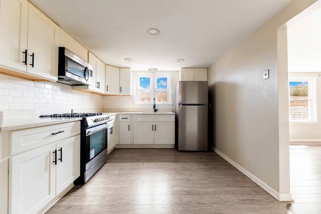 6207 S California Avenue, Chicago, IL 60629