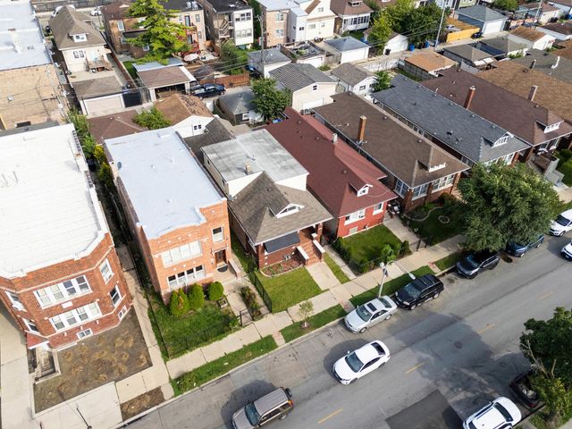 6207 S California Avenue, Chicago, IL 60629