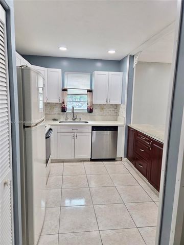 4159 NW 90th Ave 201, Coral Springs, FL 33065