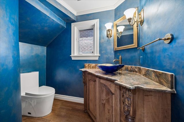 231 Sugarberry Circle, Houston, TX 77024