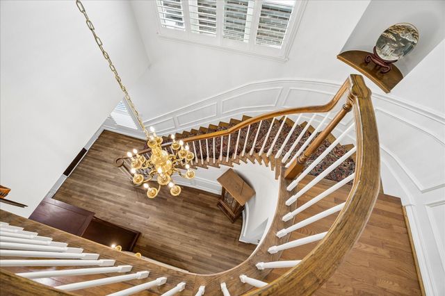 231 Sugarberry Circle, Houston, TX 77024