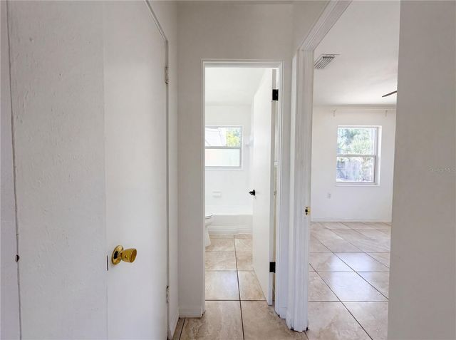 829 E 4TH STREET, Englewood, FL 34223