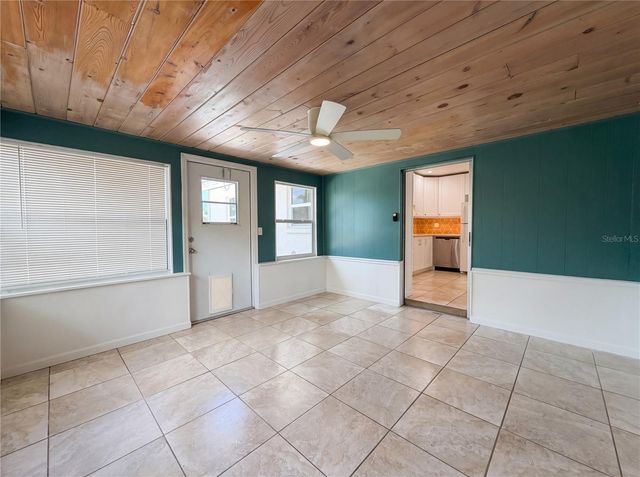 829 E 4TH STREET, Englewood, FL 34223