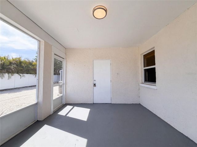 829 E 4TH STREET, Englewood, FL 34223