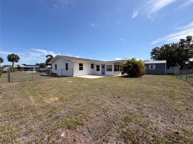 829 E 4TH STREET, Englewood, FL 34223