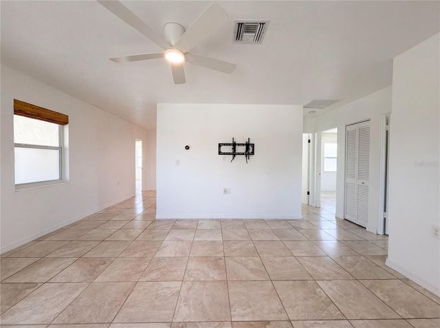 829 E 4TH STREET, Englewood, FL 34223