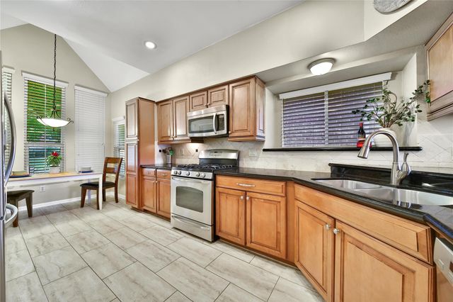 14230 Reissen Lane, Houston, TX 77069