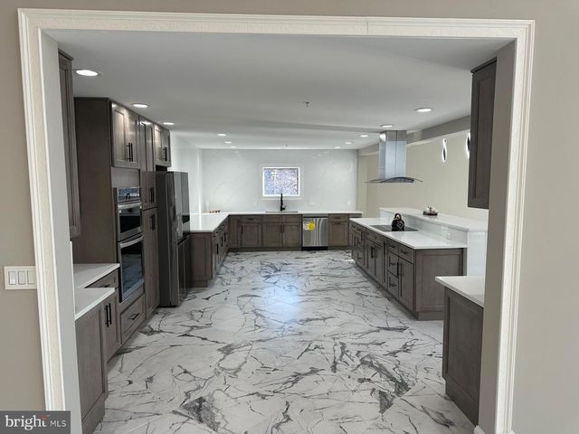 17401 CENTRAL AVE, Upper Marlboro, MD 20774