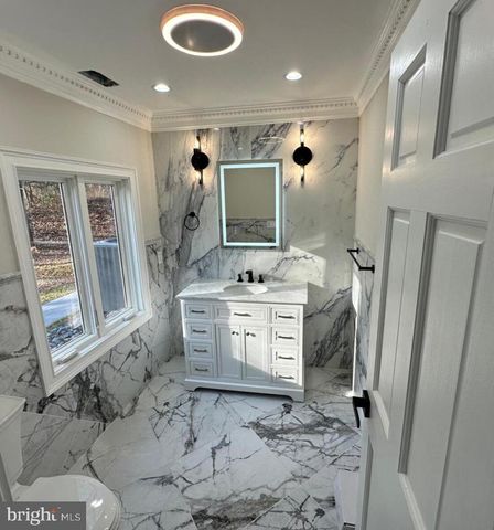 17401 CENTRAL AVE, Upper Marlboro, MD 20774