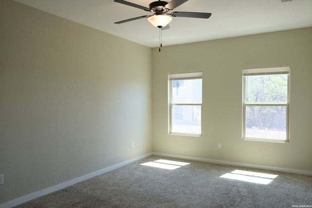 178 SHADOW VALLEY DR, San Antonio, TX 78227