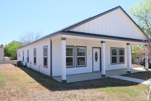 178 SHADOW VALLEY DR, San Antonio, TX 78227