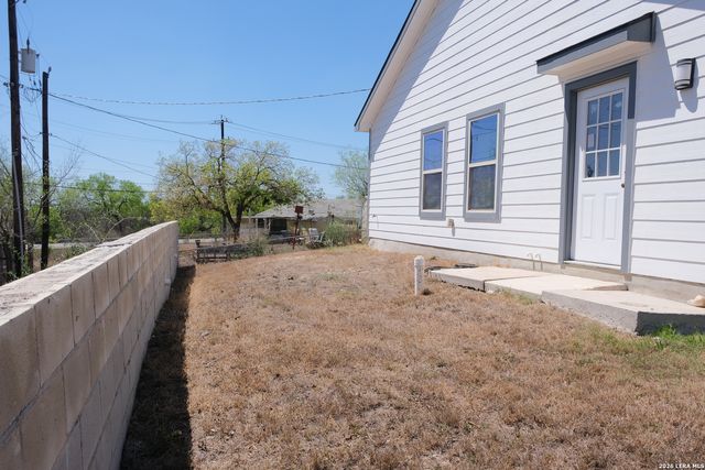 178 SHADOW VALLEY DR, San Antonio, TX 78227