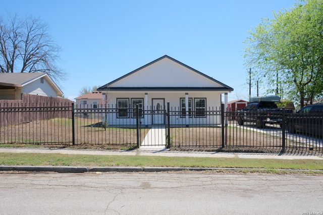 178 SHADOW VALLEY DR, San Antonio, TX 78227