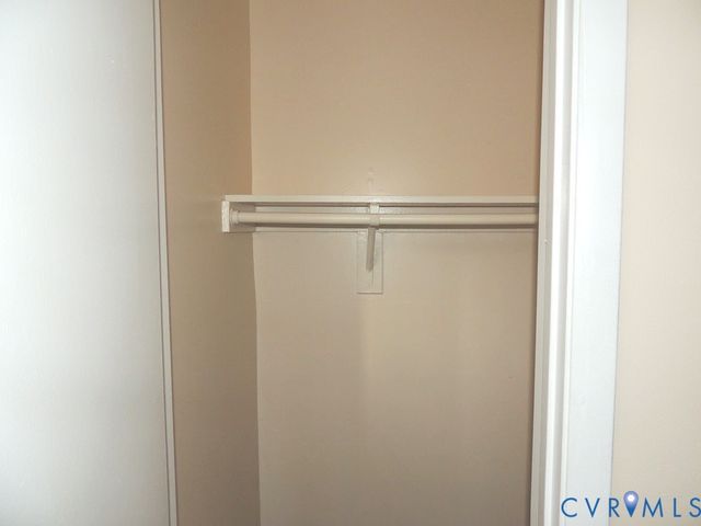 9 Jarratt Ct, Petersburg, VA 23803