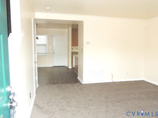 9 Jarratt Ct, Petersburg, VA 23803