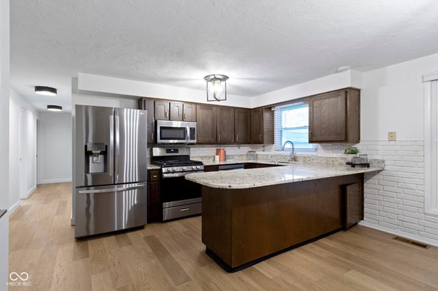 6709 Jackson Street, Anderson, IN 46013