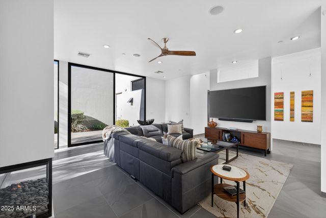 39903 N 98TH Way, Scottsdale, AZ 85262