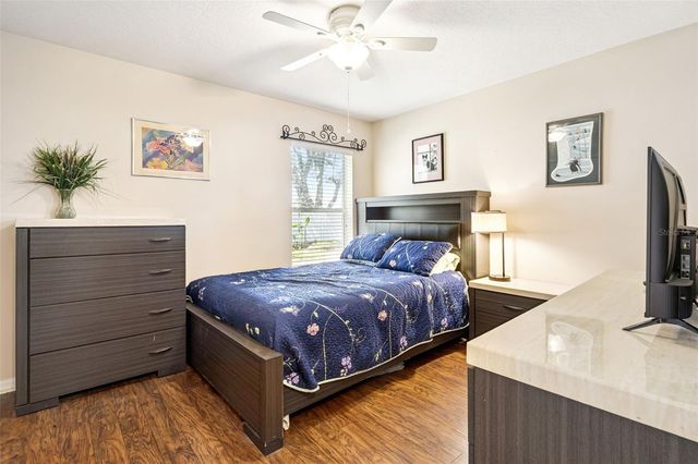 6050 SAILBOAT AVENUE, Tavares, FL 32778