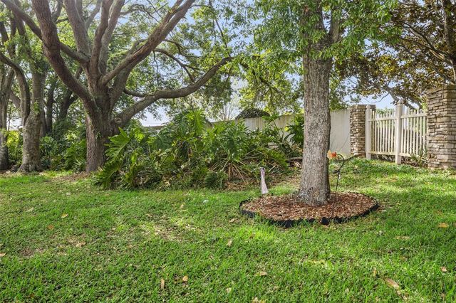 6050 SAILBOAT AVENUE, Tavares, FL 32778