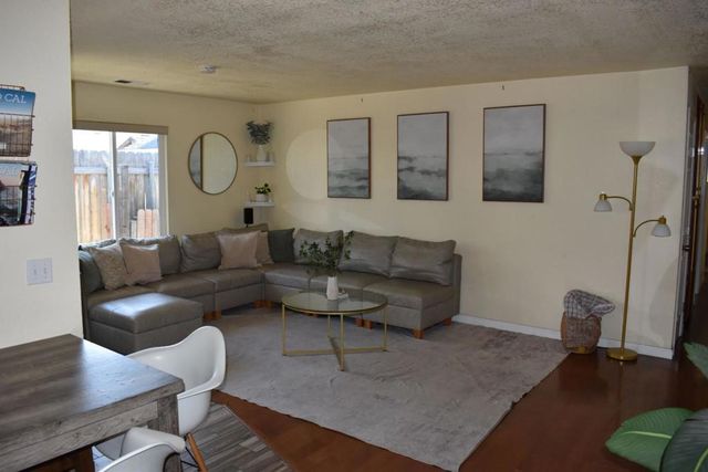 359 N 3rd Street, Grover Beach, CA 93433