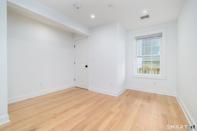 159 Grove Street, Stamford, CT 06901