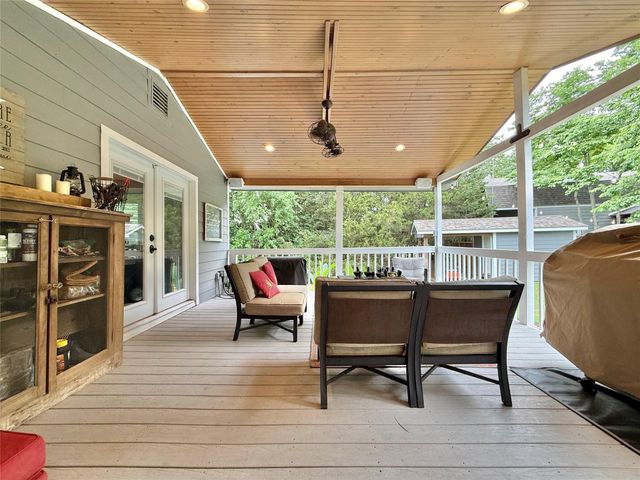 12220 Shepard Hill Road, Willis, TX 77318