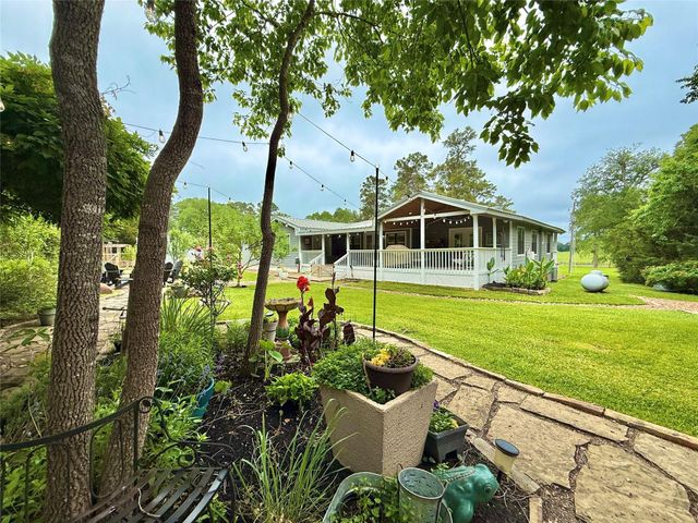 12220 Shepard Hill Road, Willis, TX 77318