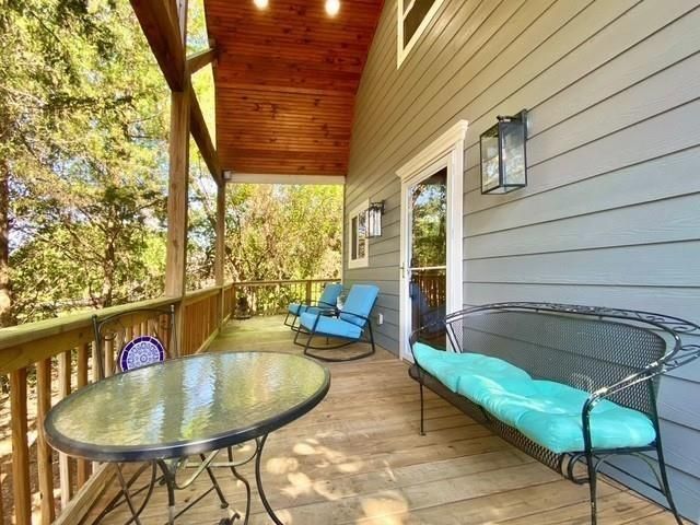 12220 Shepard Hill Road, Willis, TX 77318