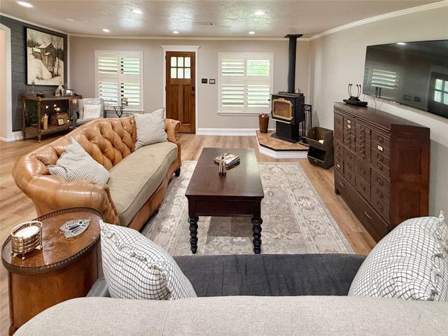 12220 Shepard Hill Road, Willis, TX 77318