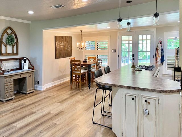 12220 Shepard Hill Road, Willis, TX 77318