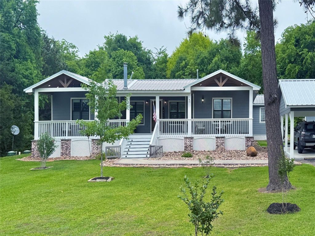 12220 Shepard Hill Road, Willis, TX 77318